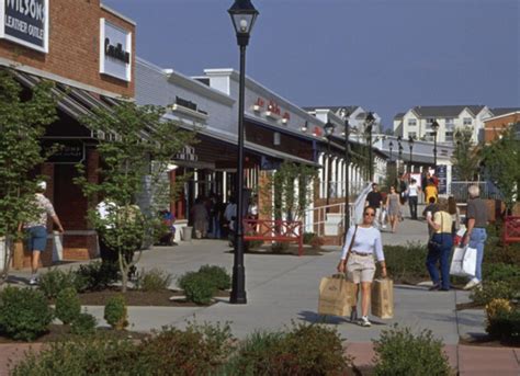 leesburg premium outlet stores.